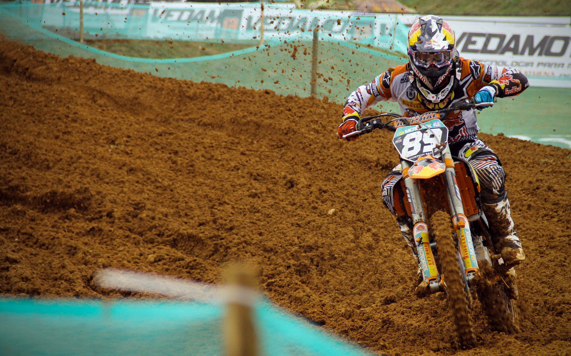 《虚拟货币在电竞投资中的应用与风险》